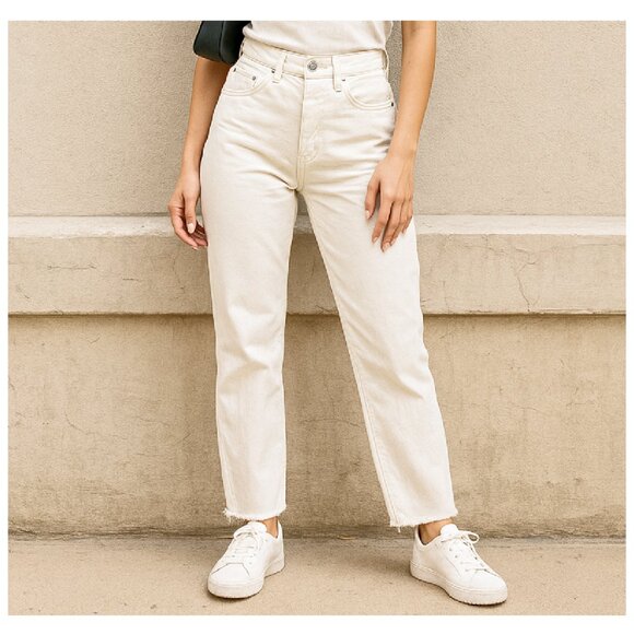 Denim - Off white Raw Hem Jeans